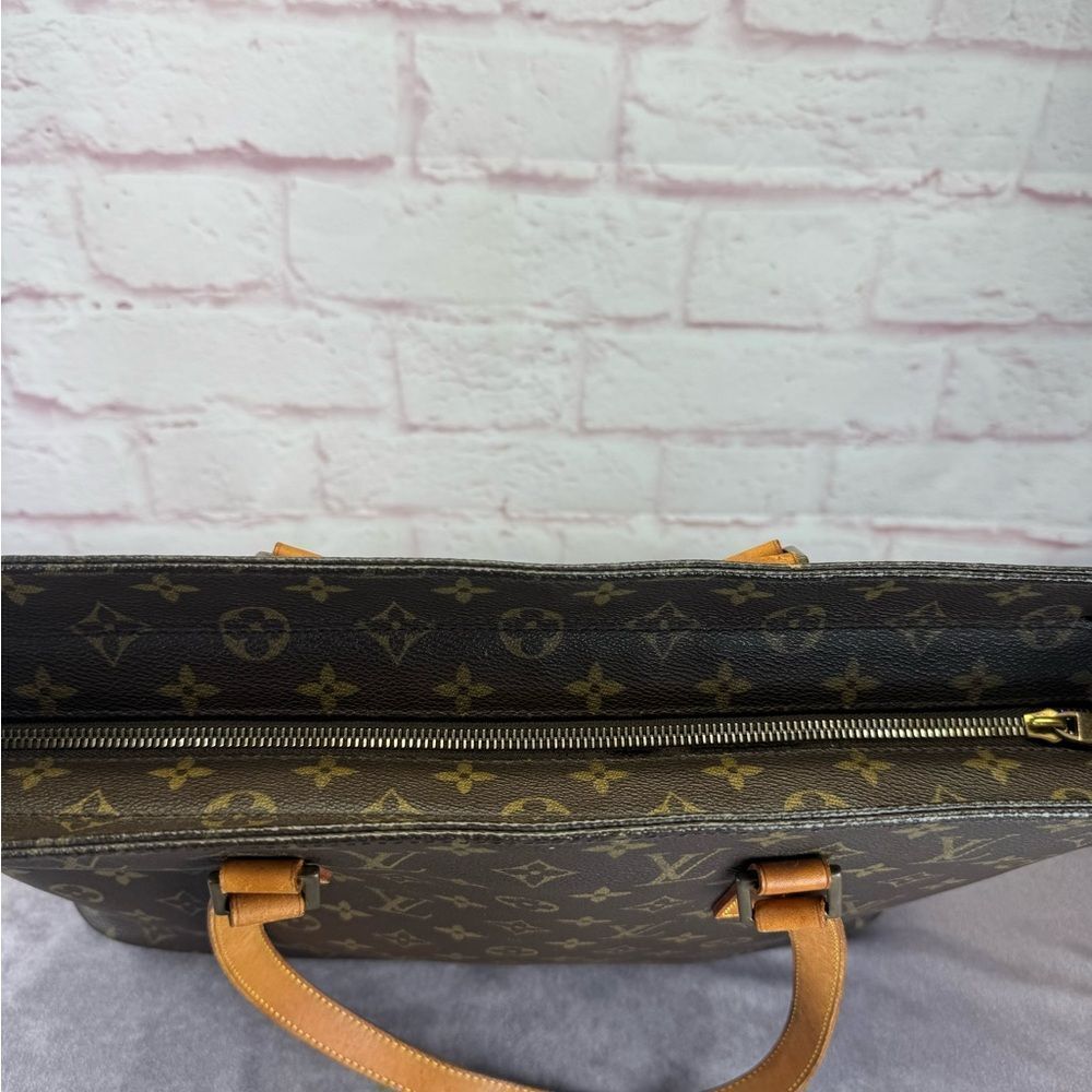 Louis Vuitton Luco Monogram Large Vintage Tote - Picture 10 of 16